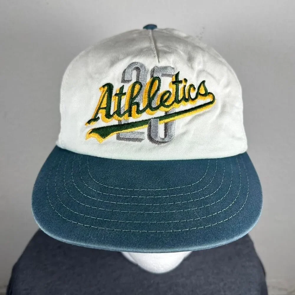 Mlb Men's White and Cream Hat